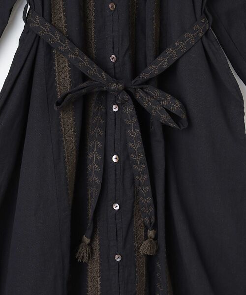 LOGEMENT DE CLAIRE / ロジュモンドクレール ロング・マキシ丈ワンピース | 【LOURMARIN】コットンリネン刺しゅうワンピース | 詳細6