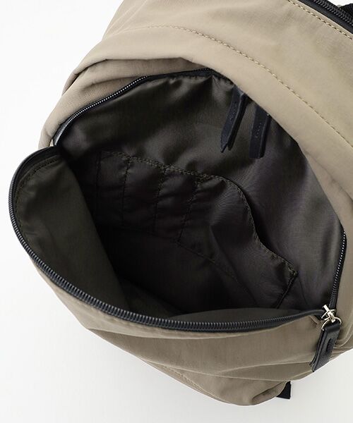 LOGEMENT DE CLAIRE / ロジュモンドクレール リュック・バックパック | 【撥水軽量！大人の12ポケットリュック】 | 詳細6