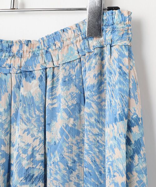 LOGEMENT DE CLAIRE / ロジュモンドクレール ロング・マキシ丈スカート | 【カモフラサテンクレーププリントタックスカート】 | 詳細3