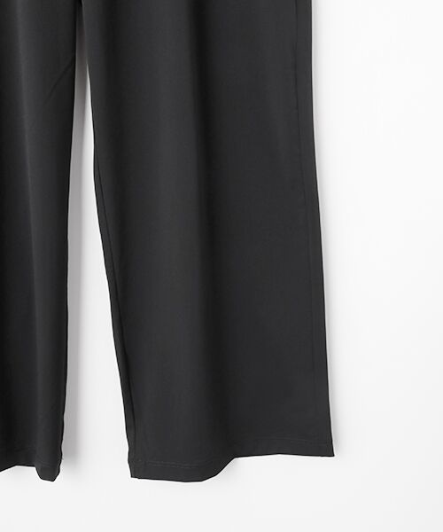 LOGEMENT DE CLAIRE / ロジュモンドクレール その他パンツ | ナイロンストレッチイージーワイドカットパンツ | 詳細3