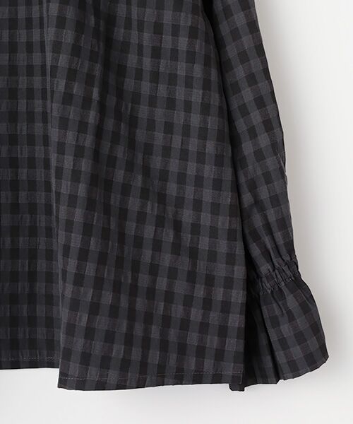 LOGEMENT DE CLAIRE / ロジュモンドクレール シャツ・ブラウス | 【シャドーギンガムサッカースタンドフリルブラウス】 | 詳細3