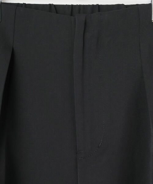 LOGEMENT DE CLAIRE / ロジュモンドクレール その他パンツ | 【LOURMARIN】ラップ風タックストレートパンツ | 詳細2