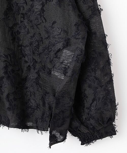 LOGEMENT DE CLAIRE / ロジュモンドクレール シャツ・ブラウス | 【LOURMARIN】フリンジジャガードブラウス | 詳細4