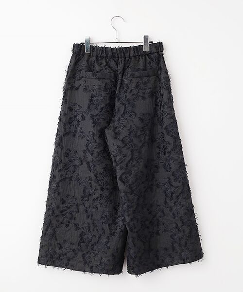 LOGEMENT DE CLAIRE / ロジュモンドクレール その他パンツ | 【LOURMARIN】フリンジジャガードキュロットパンツ | 詳細1