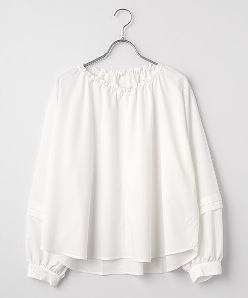 LOGEMENT DE CLAIRE / ロジュモンドクレール シャツ・ブラウス | 【クレープギャザースモックブラウス】（オフホワイト）