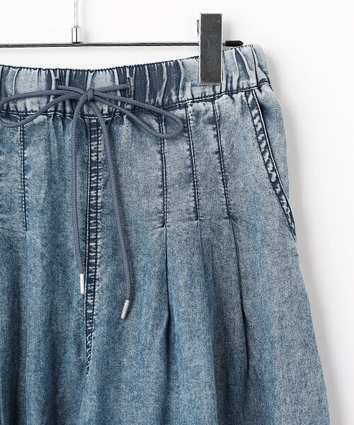 LOGEMENT DE CLAIRE / ロジュモンドクレール その他パンツ | 【パウダーデニムタックワイドパンツ】 | 詳細3