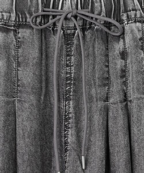 LOGEMENT DE CLAIRE / ロジュモンドクレール その他パンツ | 【パウダーデニムタックワイドパンツ】 | 詳細8