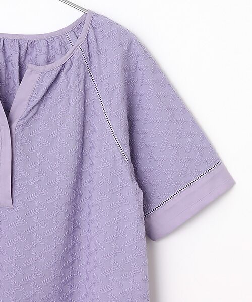 LOGEMENT DE CLAIRE / ロジュモンドクレール シャツ・ブラウス | 刺しゅうラグランブラウス | 詳細3