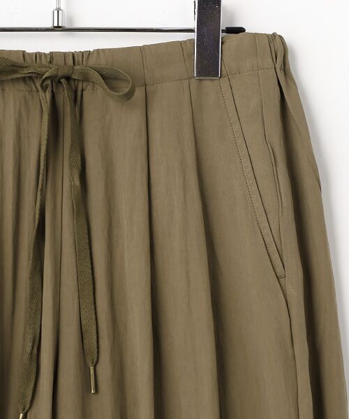 LOGEMENT DE CLAIRE / ロジュモンドクレール その他パンツ | コクーンイージーパンツ | 詳細3