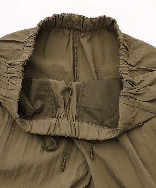 LOGEMENT DE CLAIRE / ロジュモンドクレール その他パンツ | コクーンイージーパンツ | 詳細6