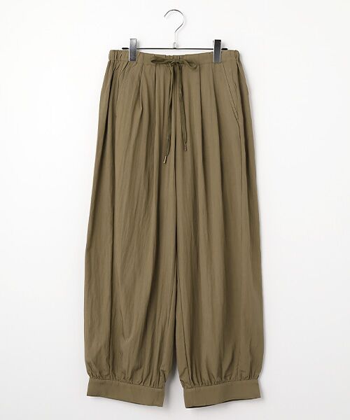 LOGEMENT DE CLAIRE / ロジュモンドクレール その他パンツ | コクーンイージーパンツ（カーキ）