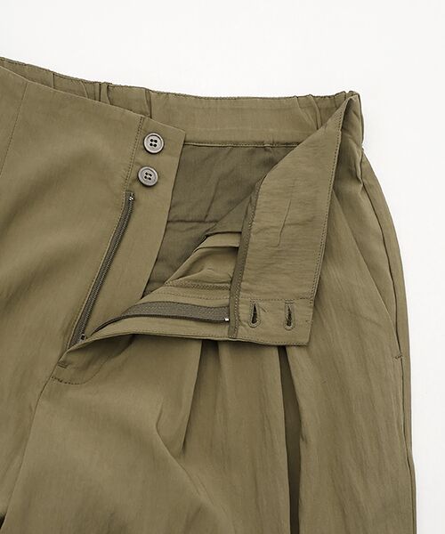 LOGEMENT DE CLAIRE / ロジュモンドクレール その他パンツ | タックストレートパンツ | 詳細6