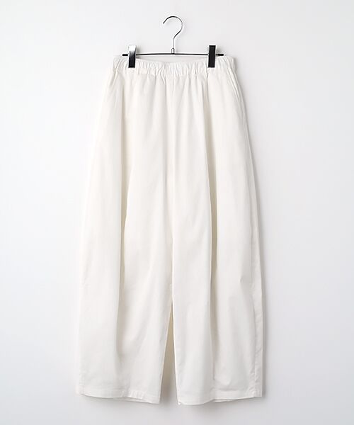 LOGEMENT DE CLAIRE / ロジュモンドクレール その他パンツ | 【CNライトツイルコクーンパンツ】（オフホワイト）