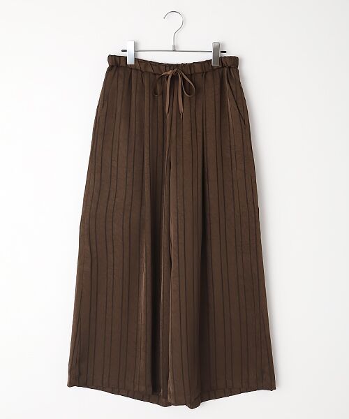 LOGEMENT DE CLAIRE / ロジュモンドクレール その他パンツ | タックイージーパンツ（ブラウン）