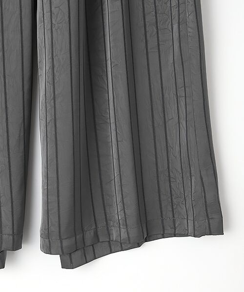 LOGEMENT DE CLAIRE / ロジュモンドクレール その他パンツ | タックイージーパンツ | 詳細5