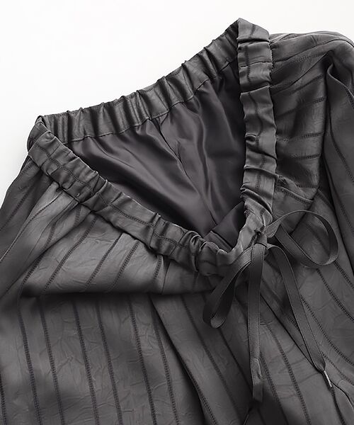 LOGEMENT DE CLAIRE / ロジュモンドクレール その他パンツ | タックイージーパンツ | 詳細7