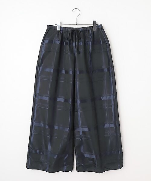 LOGEMENT DE CLAIRE / ロジュモンドクレール その他パンツ | 【LOURMARIN】メモリータフタドロストパンツ（ネイビー）