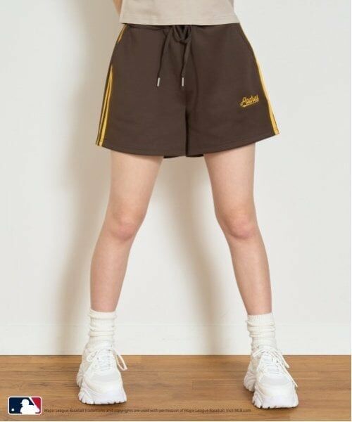 Lovetoxic / ラブトキシック ショート・ハーフ・半端丈パンツ | 【LTXC】【MLB】【吸水速乾/さらさら】ラインパンツ（茶）