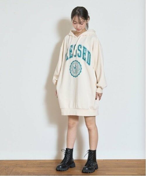 Lovetoxic / ラブトキシック ミニ丈・ひざ丈ワンピース | 【GOODPRICE】裏起毛パーカワンピース（アイボリー）