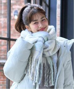 ボリュームフリンジマフラー