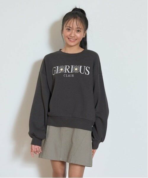 Lovetoxic / ラブトキシック スウェット | 【GOODPRICE】裏起毛フラワーロゴプルオーバー（チャコール）