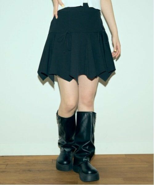 Lovetoxic / ラブトキシック ショート・ハーフ・半端丈パンツ | ヘンケイヘムスカート（黒）