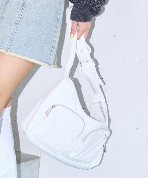 Lovetoxic / ラブトキシック ショルダーバッグ | 【LTXC】バックルムーンショルダー（アイボリー）