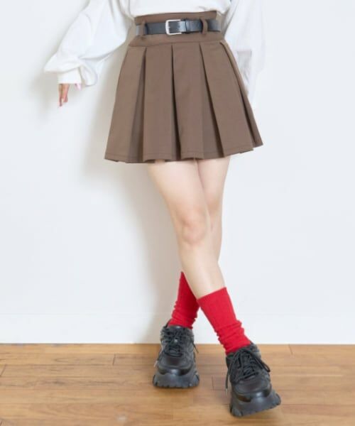 Lovetoxic / ラブトキシック ショート・ハーフ・半端丈パンツ | 【GOODPRICE】【イージーケア】ベルトつきプリーツスカート（茶）