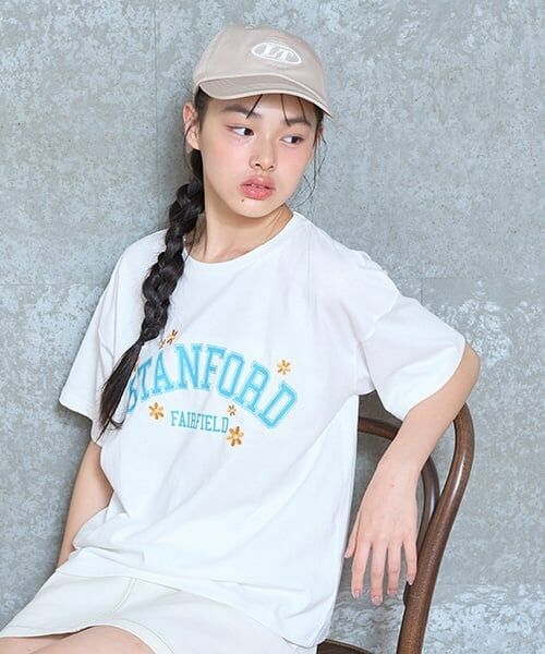 Lovetoxic / ラブトキシック Tシャツ | 【GOODPRICE】【綿100％】フラワーカレッジTシャツ（オフ ホワイト）