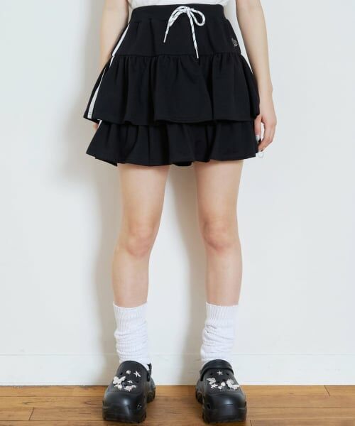 Lovetoxic / ラブトキシック ショート・ハーフ・半端丈パンツ | 【7days】ラインフリルスカパン（黒）