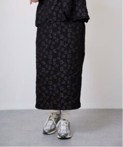 LUKU nari / ルクナーリ ミニ・ひざ丈スカート | 花ジャガードタイトスカート