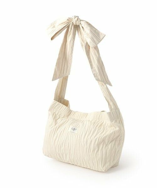 LUKU nari / ルクナーリ ショルダーバッグ | リボンショルダーバッグ（オフ ホワイト）
