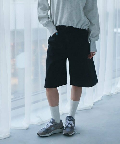 LUKU nari / ルクナーリ ショート・ハーフ・半端丈パンツ | デニムワイドハーフパンツ（黒）