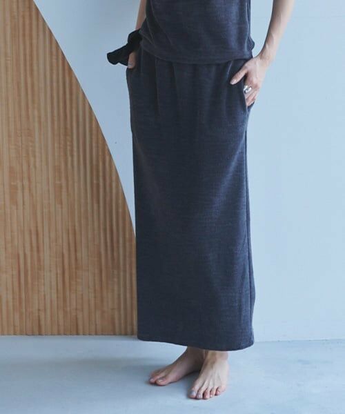 LUKU nari / ルクナーリ ミニ・ひざ丈スカート | パイルロングスカート（チャコール）