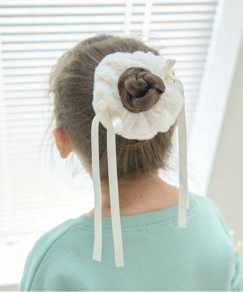 Lycee mine / リセマイン ヘアゴム・シュシュ | リボン付きフェイクファーシュシュ（オフ ホワイト）