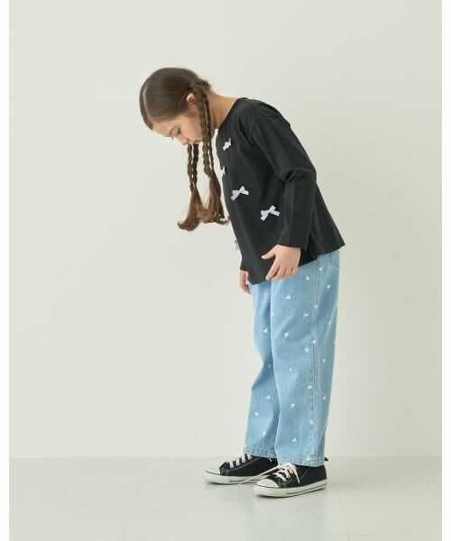 Lycee mine / リセマイン その他パンツ | 【やわらかデニム】ハート刺しゅう総柄バレルレッグパンツ【子供服】【キッズ】【女の子】（サックス）