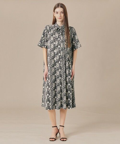 MACKINTOSH LONDON(L Size) / マッキントッシュ ロンドン (エル サイズ) ロング・マキシ丈ワンピース | 【L】【婦人画報掲載】【BIBURY FLOWER】トーナルバイブリーフラワージャージワンピース | 詳細1