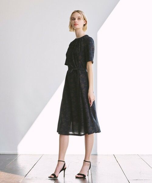 MACKINTOSH LONDON(L Size) / マッキントッシュ ロンドン (エル サイズ) ロング・マキシ丈ワンピース | 【L】【BIBURY FLOWER】ドローイングシャドーバイブリーワンピース | 詳細1