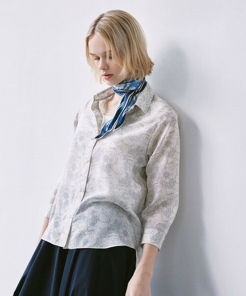 MACKINTOSH LONDON / マッキントッシュ ロンドン  マフラー・ショール・スヌード・ストール | 【婦人画報掲載】【Diamond Shape Scarf/ダイヤモンドシェイプスカーフ】【BIBURY FLOWER】バイブリーダイヤモンドシェイプスカーフ | 詳細1