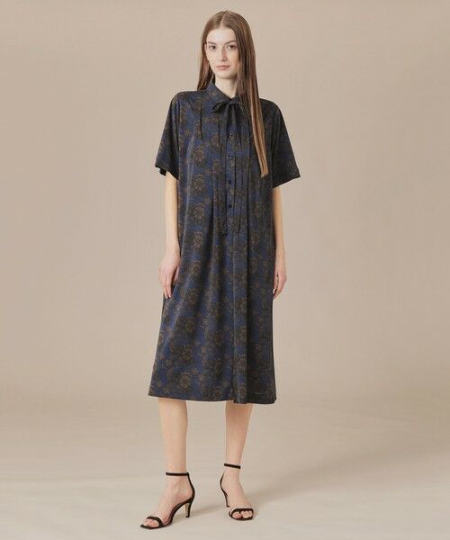 MACKINTOSH LONDON / マッキントッシュ ロンドン  ロング・マキシ丈ワンピース | 【婦人画報掲載】【BIBURY FLOWER】トーナルバイブリーフラワージャージーワンピース | 詳細3