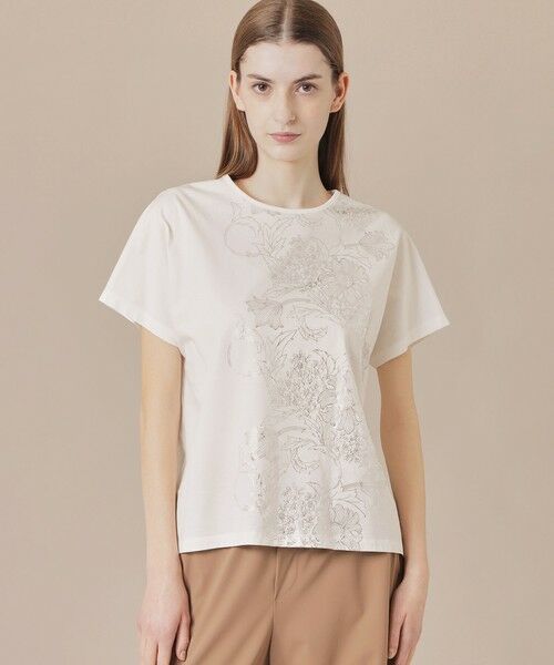 MACKINTOSH LONDON/マッキントッシュ ロンドン 【BIBURY FLOWER】ラインバイブリーフラワーTシャツ オフホワイト 38 MACKINTOSH LONDON/マッキントッシュ ロンドン 【BIBURY FLOWER】ラインバイブリーフラワーTシャツ オフホワイト 38