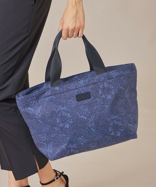 MACKINTOSH LONDON / マッキントッシュ ロンドン  メッセンジャーバッグ・ウエストポーチ | 【BIBURY FLOWER】バイブリープリントトートバッグ | 詳細2