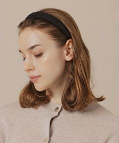 <br /><br />レースのテキスタイルを使用した、マッキントッシュロンドン限定デザインのカチューシャ。2.5cmある太めの幅で、一つ着けるだけで存在感が出ます。<br />シーズンレスでお使いいただける素材で、ショートからロングまで、どんなヘアスタイルにも合わせやすいアイテムです。