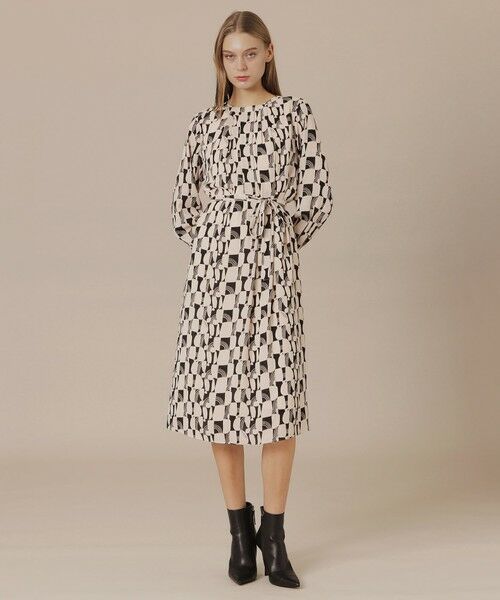 MACKINTOSH LONDON / マッキントッシュ ロンドン ロング・マキシ丈ワンピース | 【婦人画報11月号掲載】レトロタイルプリントワンピース | 詳細1