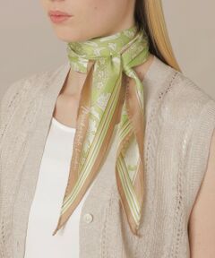 MACKINTOSH LONDON / マッキントッシュ ロンドン  マフラー・ショール・スヌード・ストール | 【婦人画報4月号掲載】【BIBURY FLOWER】バイブリーフラワーミニダイヤモンドシェイプスカーフ