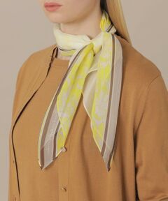 MACKINTOSH LONDON / マッキントッシュ ロンドン  マフラー・ショール・スヌード・ストール | 【婦人画報4月号掲載】【BIBURY FLOWER】バイブリーフラワーパネルスクエアスカーフ