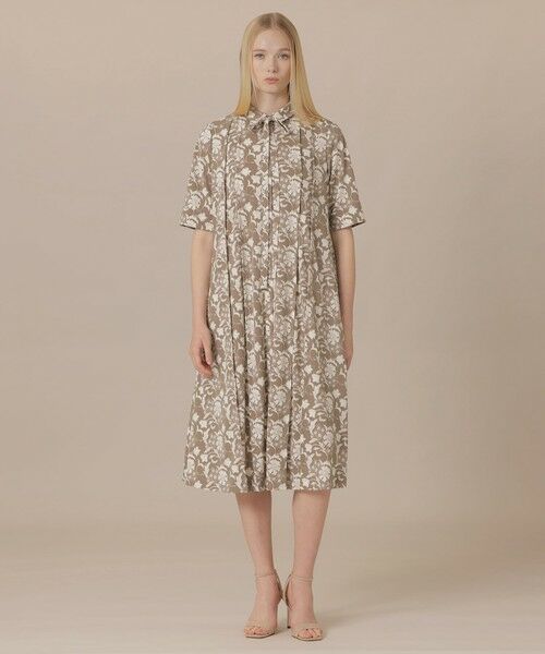 MACKINTOSH LONDON / マッキントッシュ ロンドン  ロング・マキシ丈ワンピース | 【婦人画報4月号掲載】【BIBURY FLOWER】バイブリーフラワースムースワンピース | 詳細3