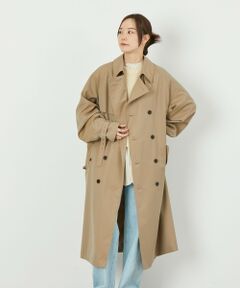 GREY LABEL 【BEAULY(ビューリー)】<br /><br />上品なウールギャバジンを使用したダブルブレストトレンチコート。リラックス感のある、ほど良いオーバーサイズシルエットに仕上げています。襟にはこだわりのチンストラップ付き。雨風が入るのを防ぎ、襟のバタつき抑える役割があります。また袖ベルトを絞り、プッシュアップしてもこなれ感が出ます。軽量感のある素材を使用しており、ざっくりと羽織っていただくのがお勧めです。ハウスチェックのバギーライニングを付け、英国感を際立たせています。<br /><br />【素材】<br />2/100ウールギャバジンのオリジナルファブリック。タテ糸密度が多いギャバジン織りを通常より細い糸で織りことでしなやかなドレープ性と高級感のある素材につくりこみました。<br />※ブルー(22)のみ別クオリティーです。<br /><br />おすすめ着用期間:春/秋/冬<br /><br />マッキントッシュ フィロソフィーのグレーラベルは、男女でシェアできるユニセックスのアウターウェアや、同じ柄を使った男女それぞれのアイテムなど、ユニセックスなムードの軽やかなコレクションです。<br /><br />※サイズについては、仕様書のサイズを記載しており、多少の誤差が出る場合がございます。<br>※この商品はサンプルでの撮影を行っています。<br>実際の商品とイメージ、仕様が異なる場合がございます。