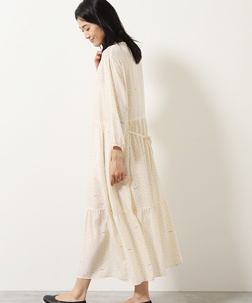 Mademoiselle NON NON / マドモアゼルノンノン ロング・マキシ丈ワンピース | レクセルブロードプリント（ランダムドット） ティアードギャザーワンピース | 詳細2