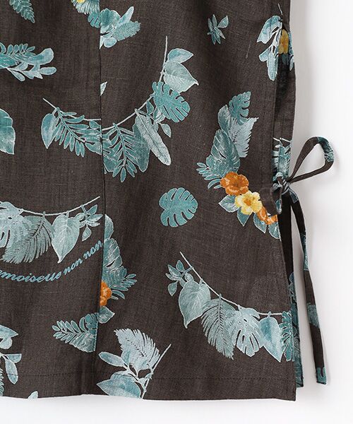 Mademoiselle NON NON / マドモアゼルノンノン ベスト | リネンプリント ボタニカルハーフレイ柄Vネックベスト | 詳細3
